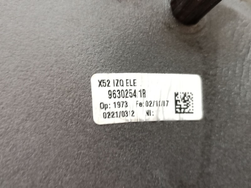 Recambio de retrovisor izquierdo para dacia sandero ii tce 90 (b8m1, b8ma) referencia OEM IAM   