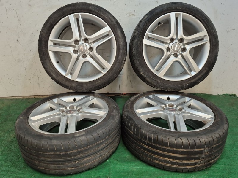 Recambio de juego llantas para seat leon (1p1) 1.4 tsi referencia OEM IAM   
