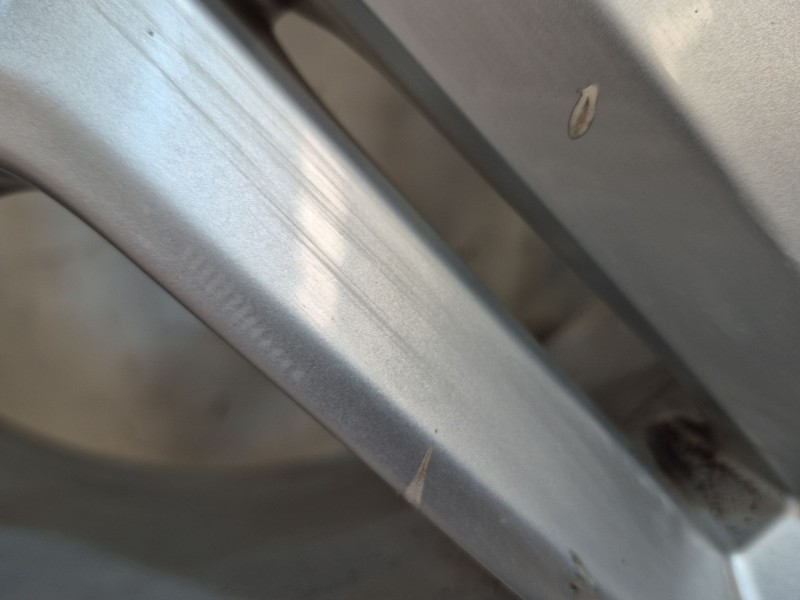 Recambio de juego llantas para seat leon (1p1) 1.4 tsi referencia OEM IAM   