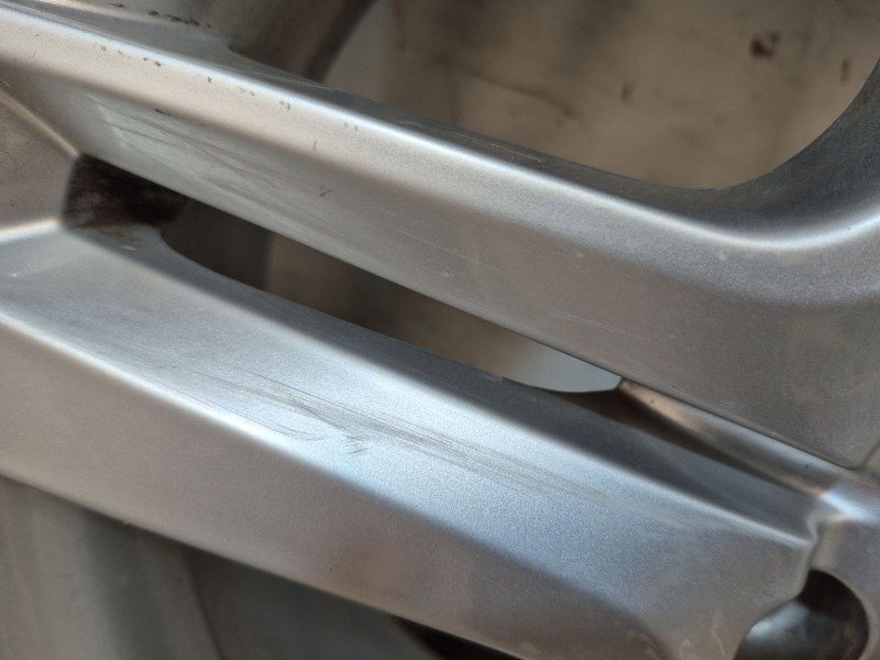 Recambio de juego llantas para seat leon (1p1) 1.4 tsi referencia OEM IAM   