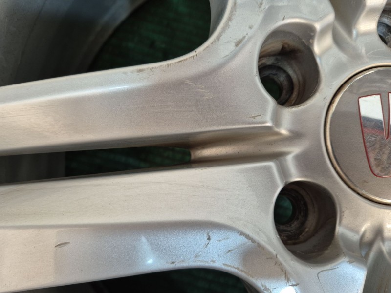 Recambio de juego llantas para seat leon (1p1) 1.4 tsi referencia OEM IAM   