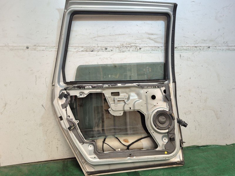 Recambio de puerta trasera izquierda para seat alhambra (7v8, 7v9) 1.9 tdi referencia OEM IAM   