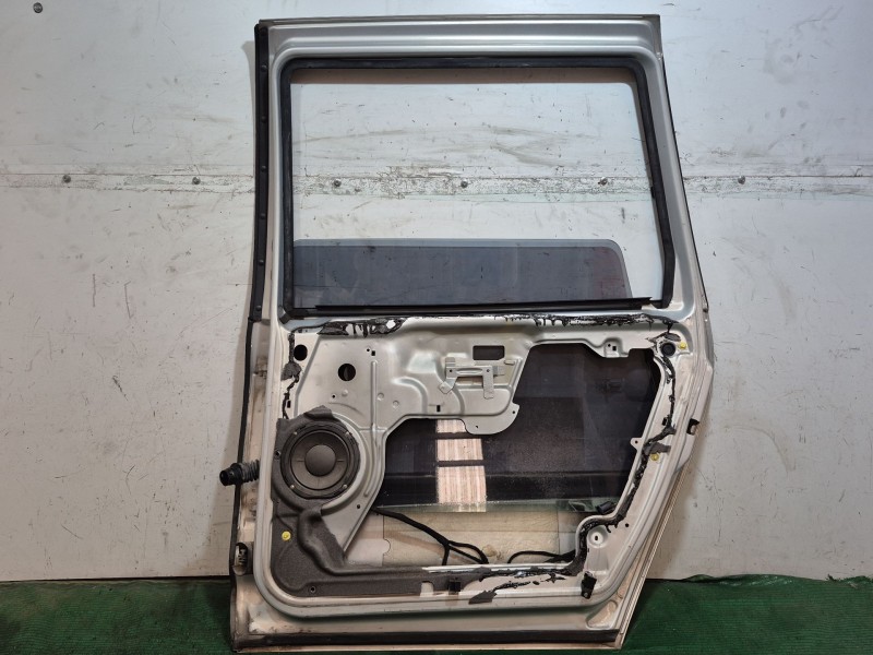 Recambio de puerta trasera derecha para seat alhambra (7v8, 7v9) 1.9 tdi referencia OEM IAM   