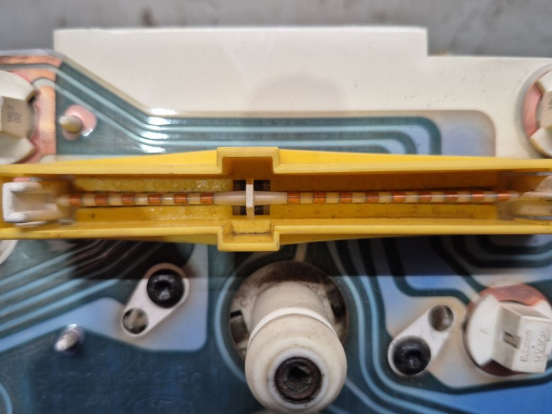 Recambio de cuadro instrumentos para ford escort berlina bravo referencia OEM IAM 91AB10C956BC 91AB10C956 91AB10C956