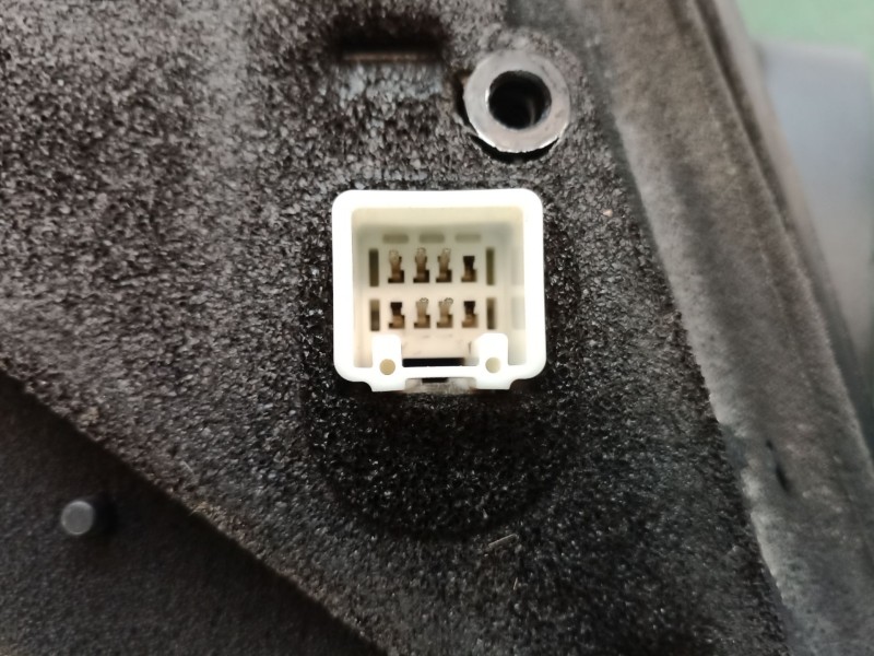 Recambio de retrovisor izquierdo para mazda 3 (bl) 1.6 mzr (bl14) referencia OEM IAM   