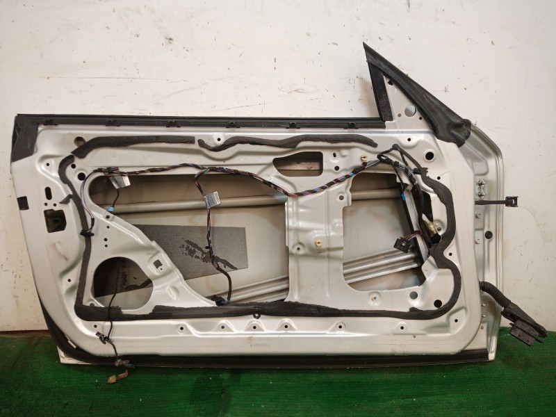 Recambio de puerta delantera izquierda para bmw 1 (e87) 118 d referencia OEM IAM   