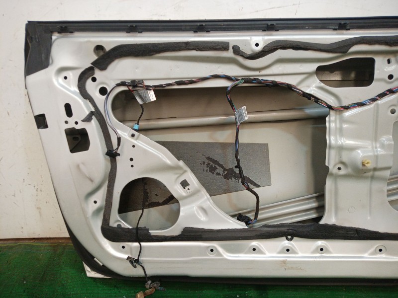 Recambio de puerta delantera izquierda para bmw 1 (e87) 118 d referencia OEM IAM   