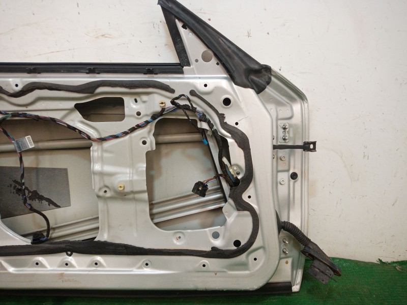 Recambio de puerta delantera izquierda para bmw 1 (e87) 118 d referencia OEM IAM   