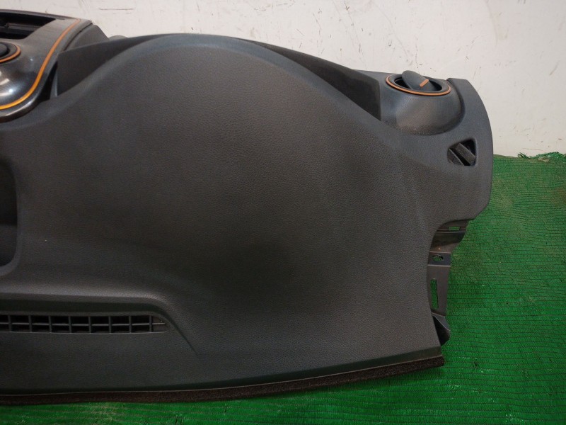 Recambio de salpicadero para dacia sandero ii tce 90 (b8m1, b8ma) referencia OEM IAM   