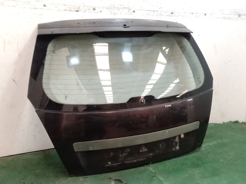 Recambio de porton trasero para kia sportage re referencia OEM IAM   