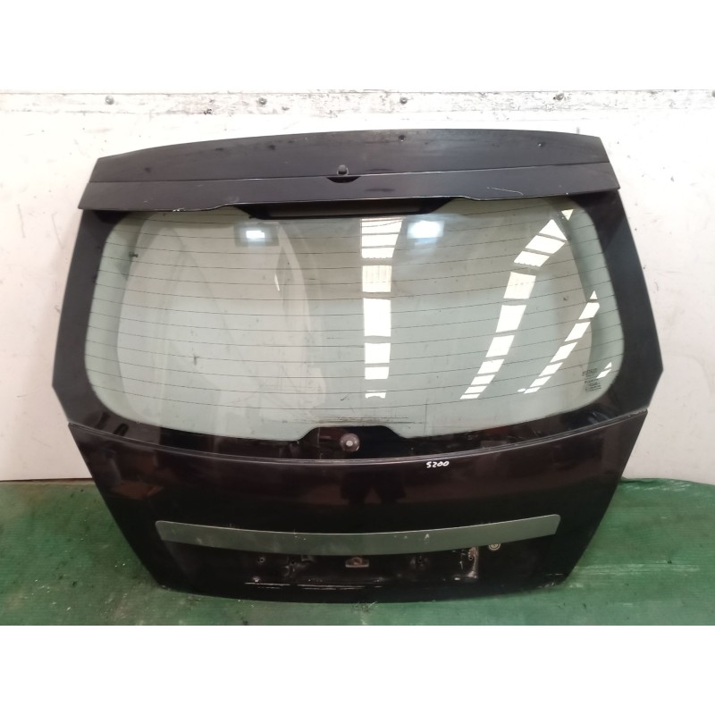 Recambio de porton trasero para kia sportage re referencia OEM IAM   