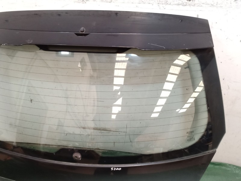 Recambio de porton trasero para kia sportage re referencia OEM IAM   