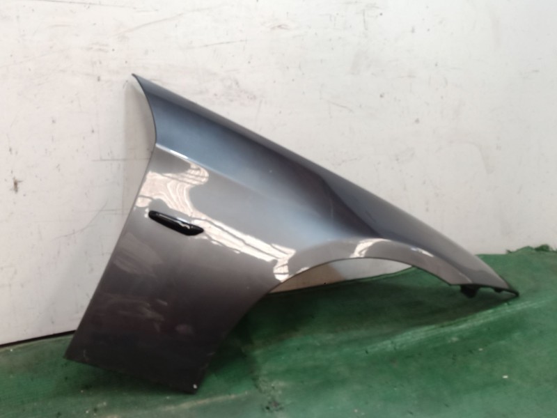 Recambio de aleta delantera derecha para bmw 3 (e90) 320 d referencia OEM IAM   