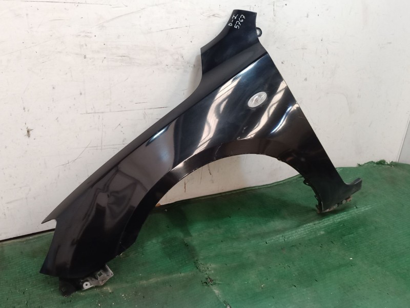 Recambio de aleta delantera izquierda para mazda 3 (bl) 1.6 mzr (bl14) referencia OEM IAM   