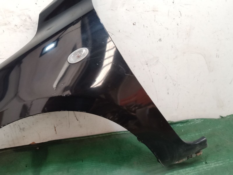 Recambio de aleta delantera izquierda para mazda 3 (bl) 1.6 mzr (bl14) referencia OEM IAM   