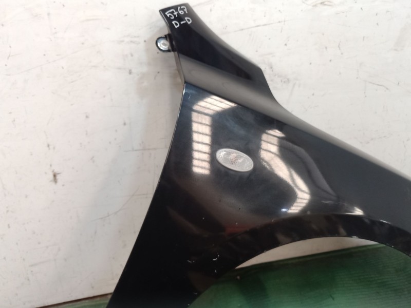 Recambio de aleta delantera derecha para mazda 3 (bl) 1.6 mzr (bl14) referencia OEM IAM   