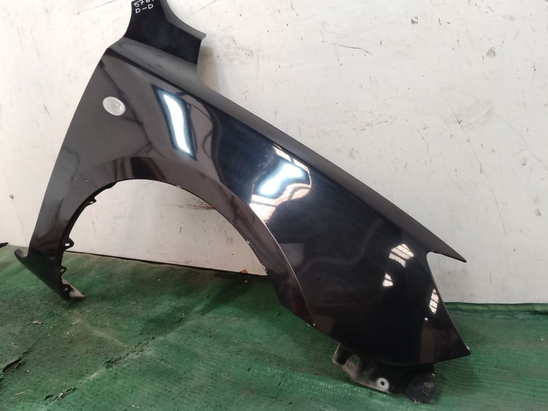 Recambio de aleta delantera derecha para mazda 3 (bl) 1.6 mzr (bl14) referencia OEM IAM   