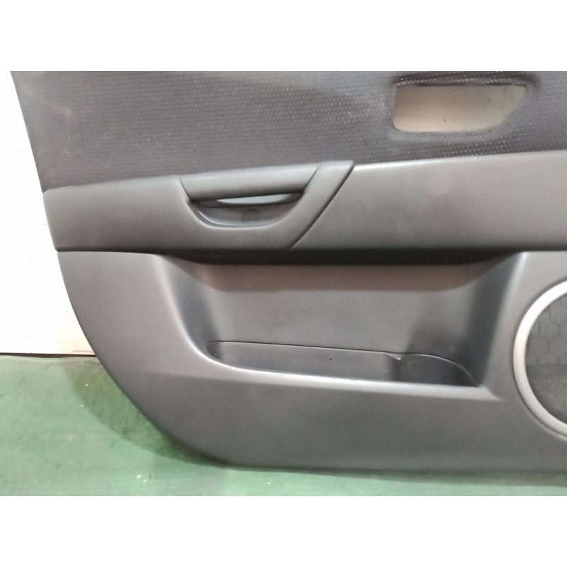 Recambio de guarnecido puerta delantera izquierda para mazda 3 (bl) 1.6 mzr (bl14) referencia OEM IAM   