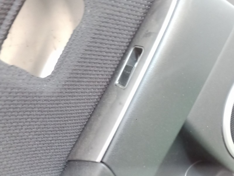 Recambio de guarnecido puerta trasera izquierda para mazda 3 (bl) 1.6 mzr (bl14) referencia OEM IAM   