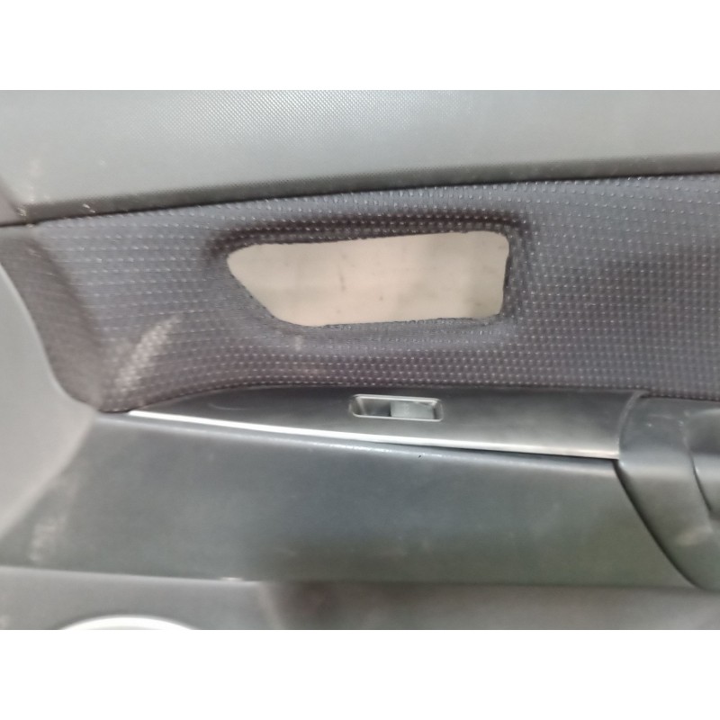 Recambio de guarnecido puerta delantera derecha para mazda 3 (bl) 1.6 mzr (bl14) referencia OEM IAM   