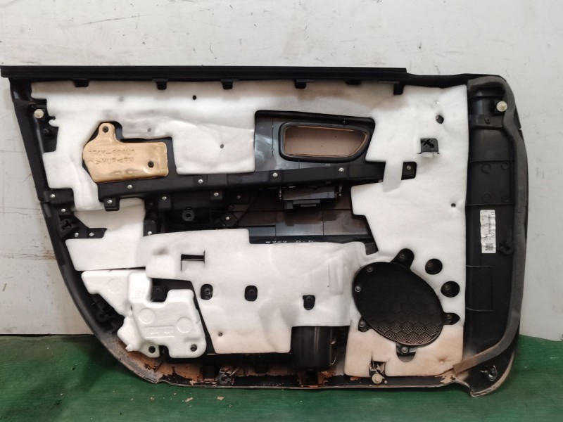 Recambio de guarnecido puerta delantera derecha para mazda 3 (bl) 1.6 mzr (bl14) referencia OEM IAM   