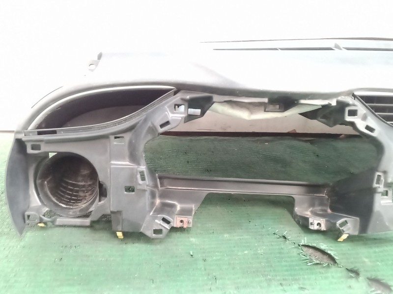 Recambio de salpicadero para toyota yaris (_p1_) 1.5 (ncp13_) referencia OEM IAM   