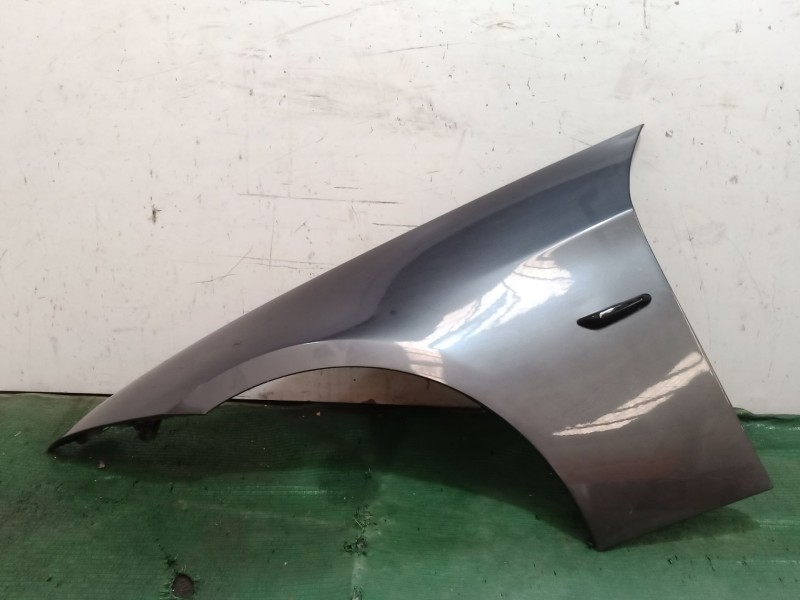 Recambio de aleta delantera izquierda para bmw 3 (e90) 320 d referencia OEM IAM   