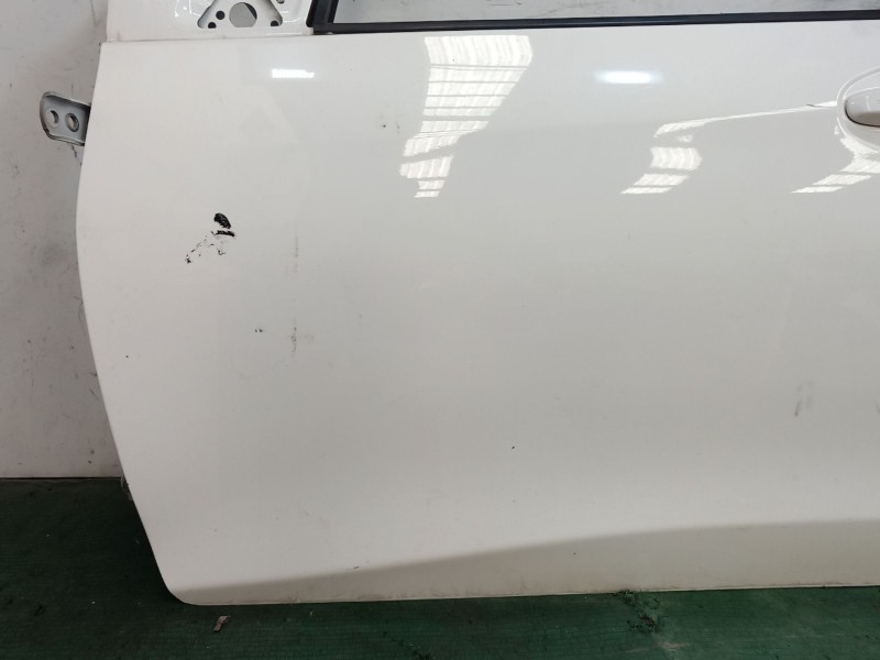 Recambio de puerta delantera izquierda para toyota yaris (_p13_) 1.5 hybrid (nhp130_) referencia OEM IAM   