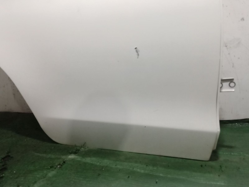Recambio de puerta trasera derecha para toyota yaris (_p13_) 1.5 hybrid (nhp130_) referencia OEM IAM   