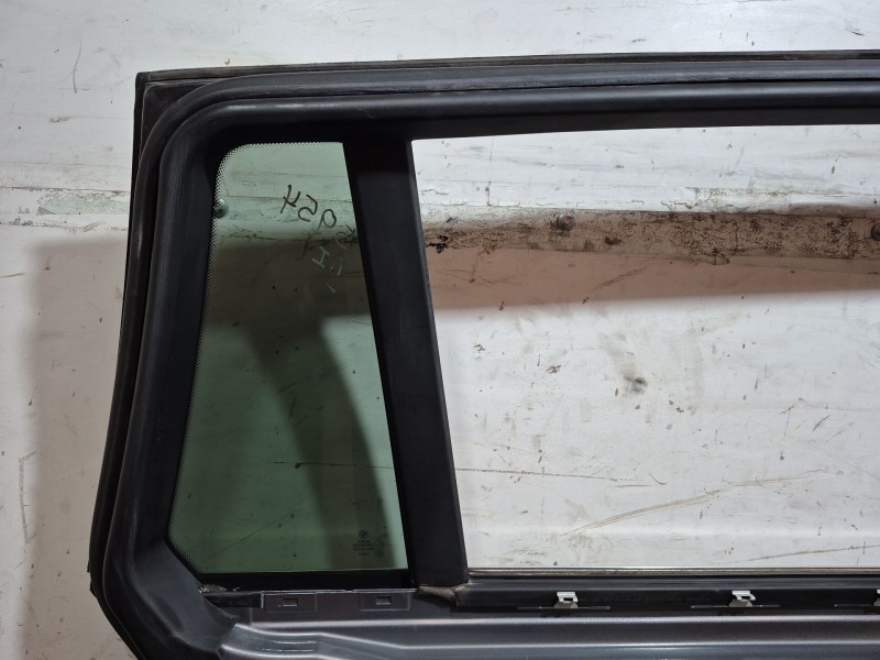 Recambio de puerta trasera izquierda para bmw 5 touring (e61) 520 d referencia OEM IAM   