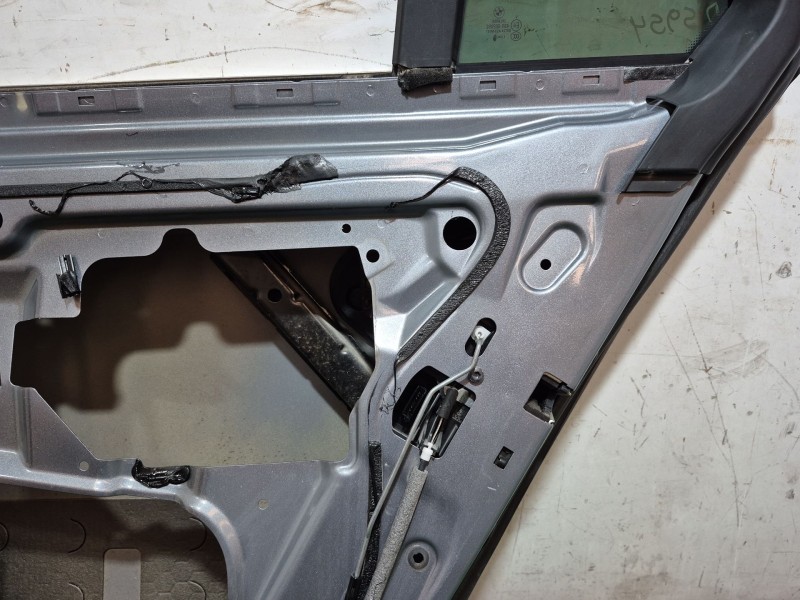 Recambio de puerta trasera derecha para bmw 5 touring (e61) 520 d referencia OEM IAM   
