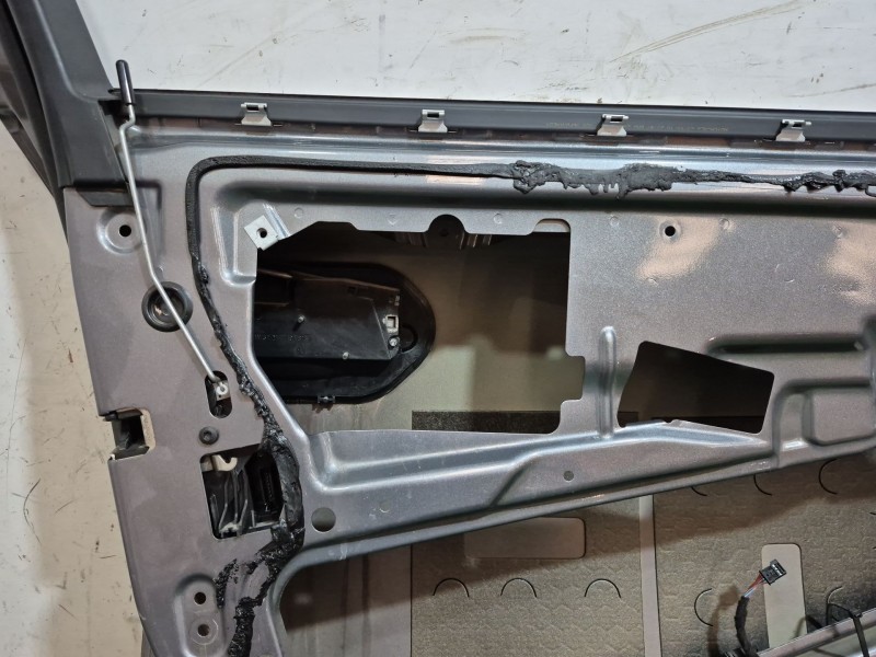 Recambio de puerta delantera izquierda para bmw 5 touring (e61) 520 d referencia OEM IAM   
