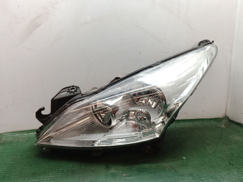 Recambio de faro izquierdo para peugeot 5008 (0u_, 0e_) 1.6 hdi referencia OEM IAM   
