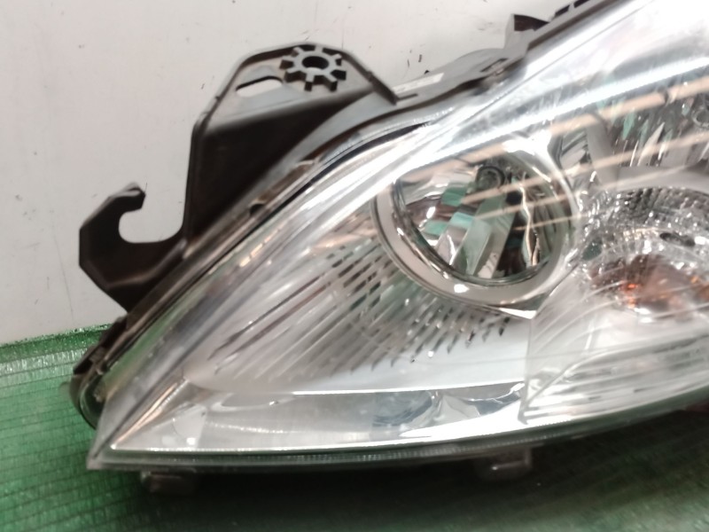 Recambio de faro izquierdo para peugeot 5008 (0u_, 0e_) 1.6 hdi referencia OEM IAM   