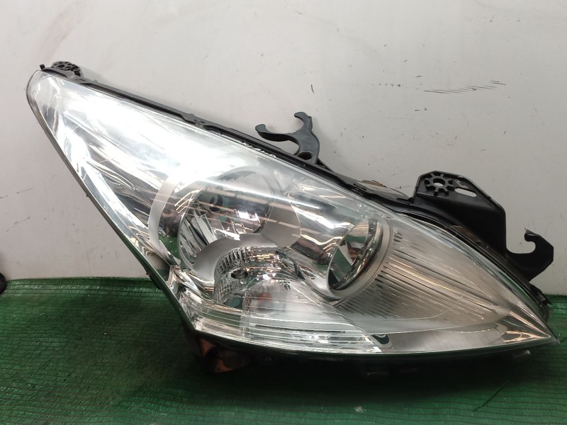 Recambio de faro derecho para peugeot 5008 (0u_, 0e_) 1.6 hdi referencia OEM IAM 9682519080 9682519080 9682519080