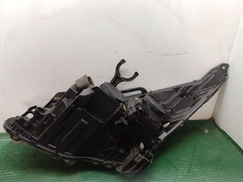 Recambio de faro derecho para peugeot 5008 (0u_, 0e_) 1.6 hdi referencia OEM IAM 9682519080 9682519080 9682519080