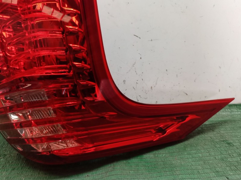 Recambio de piloto trasero izquierdo para peugeot 5008 (0u_, 0e_) 1.6 hdi referencia OEM IAM   