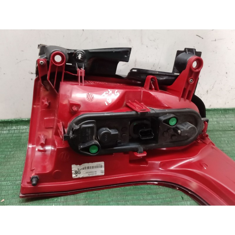 Recambio de piloto trasero izquierdo para peugeot 5008 (0u_, 0e_) 1.6 hdi referencia OEM IAM   