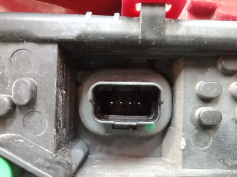 Recambio de piloto trasero izquierdo para peugeot 5008 (0u_, 0e_) 1.6 hdi referencia OEM IAM   