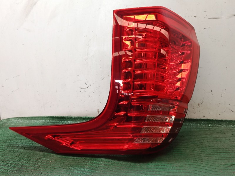 Recambio de piloto trasero derecho para peugeot 5008 (0u_, 0e_) 1.6 hdi referencia OEM IAM   