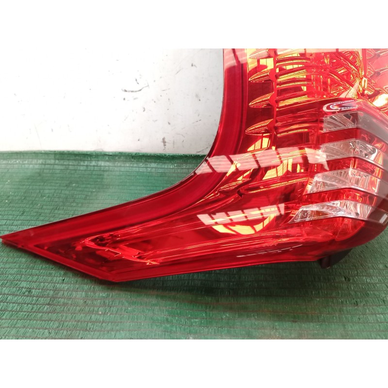 Recambio de piloto trasero derecho para peugeot 5008 (0u_, 0e_) 1.6 hdi referencia OEM IAM   