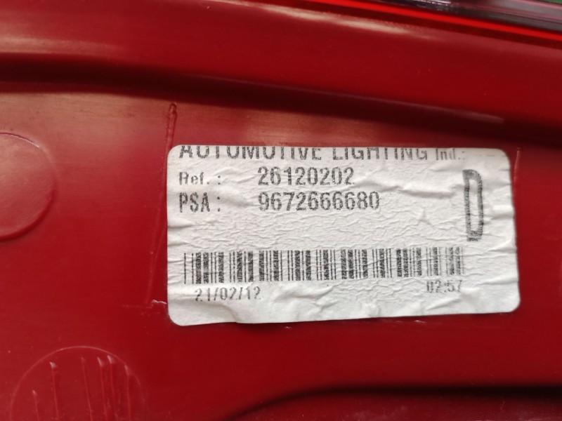 Recambio de piloto trasero derecho para peugeot 5008 (0u_, 0e_) 1.6 hdi referencia OEM IAM   