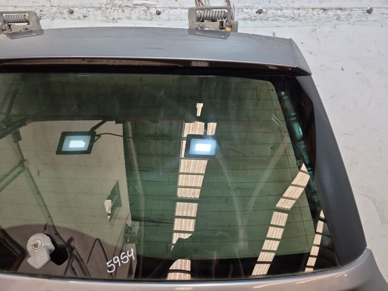 Recambio de porton trasero para bmw 5 touring (e61) 520 d referencia OEM IAM   