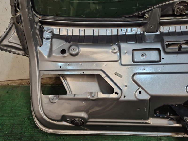 Recambio de porton trasero para bmw 5 touring (e61) 520 d referencia OEM IAM   