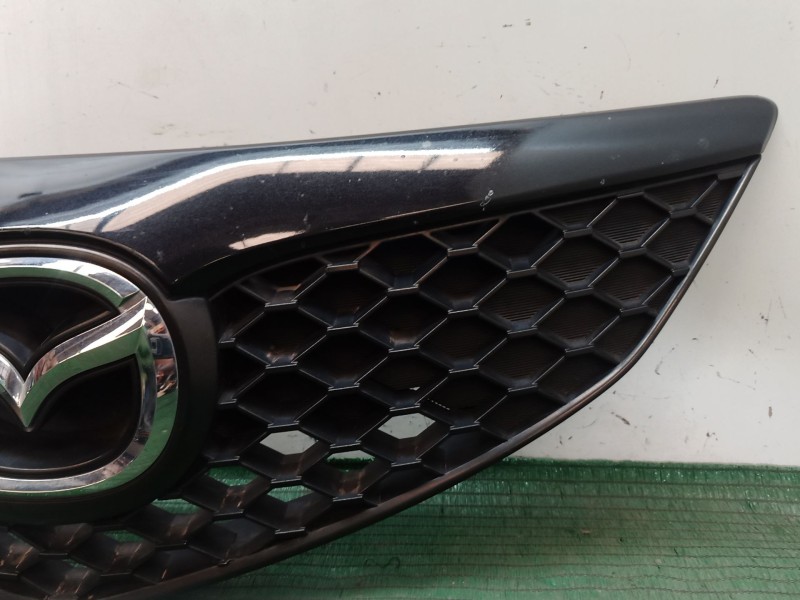 Recambio de rejilla delantera para mazda 3 (bl) 1.6 mzr (bl14) referencia OEM IAM   