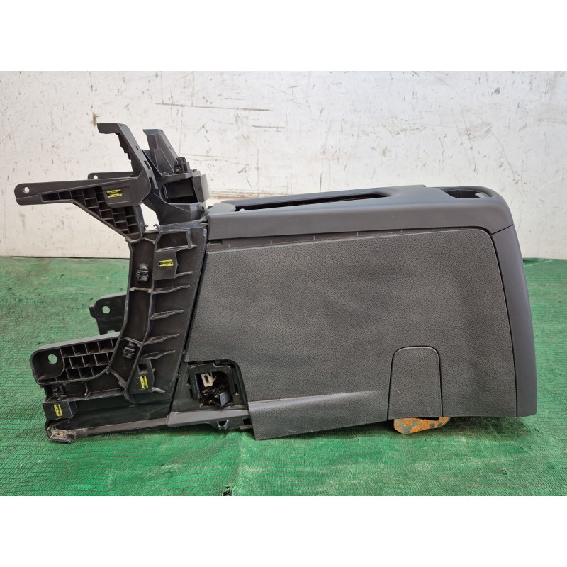 Recambio de consola central trasera para peugeot 5008 (0u_, 0e_) 1.6 hdi referencia OEM IAM   
