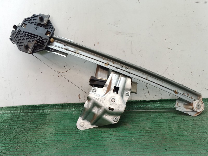 Recambio de elevalunas delantero izquierdo para dacia sandero ii tce 90 (b8m1, b8ma) referencia OEM IAM   