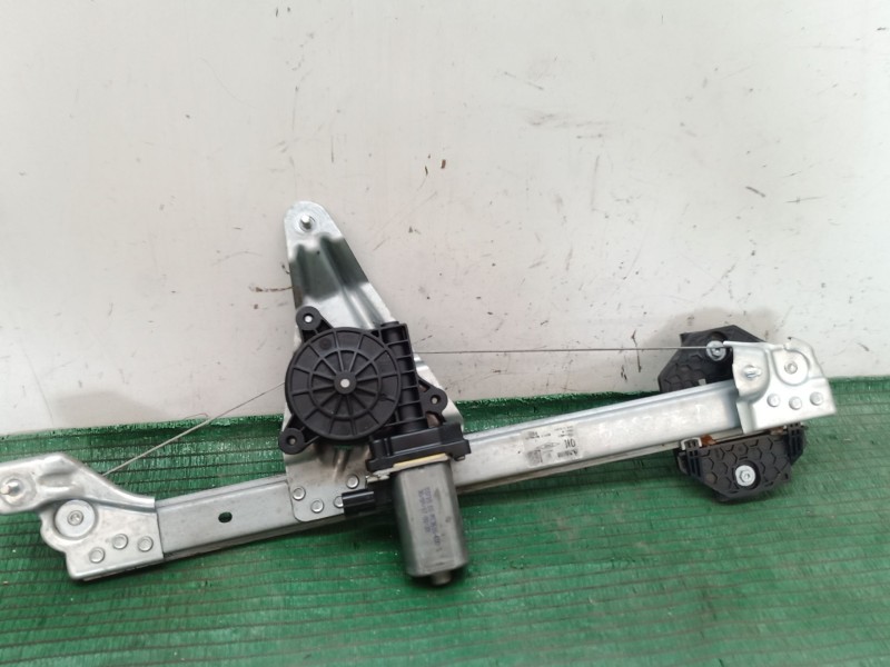 Recambio de elevalunas trasero derecho para dacia sandero ii tce 90 (b8m1, b8ma) referencia OEM IAM   