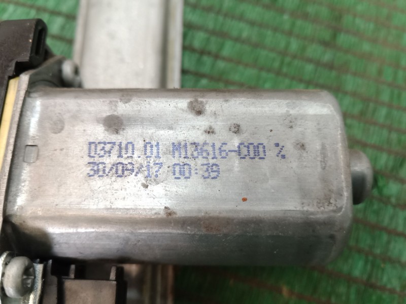 Recambio de elevalunas trasero derecho para dacia sandero ii tce 90 (b8m1, b8ma) referencia OEM IAM   