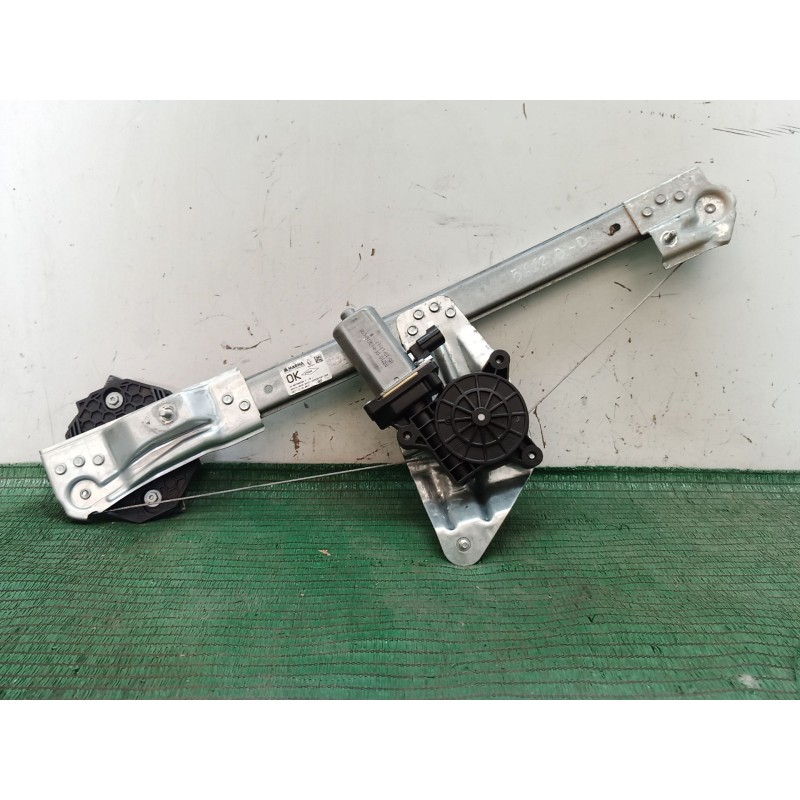 Recambio de elevalunas delantero derecho para dacia sandero ii tce 90 (b8m1, b8ma) referencia OEM IAM   